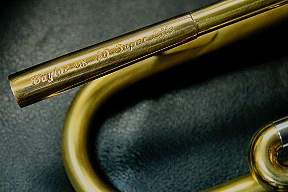 red_brass_a